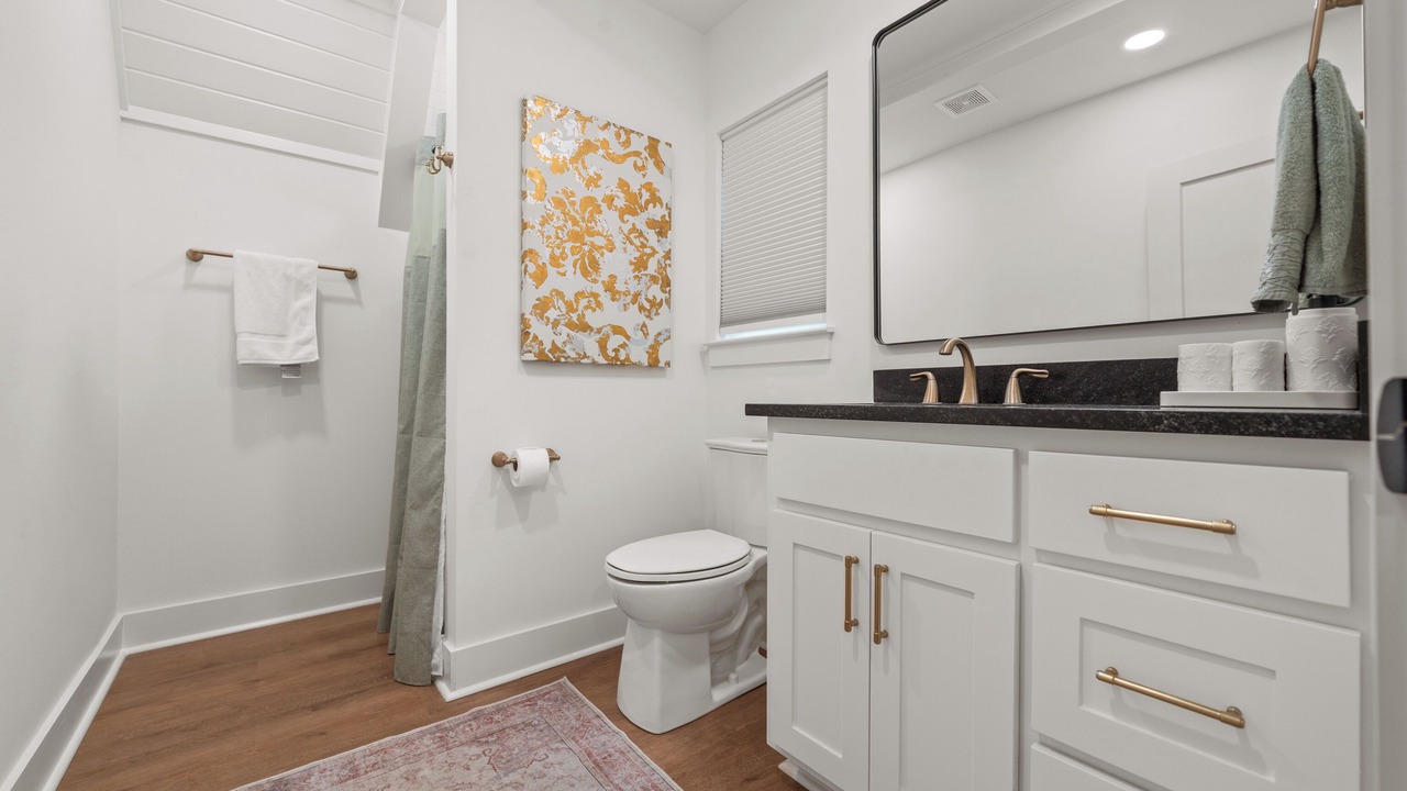 Photo of Bathroom in Rockwell
