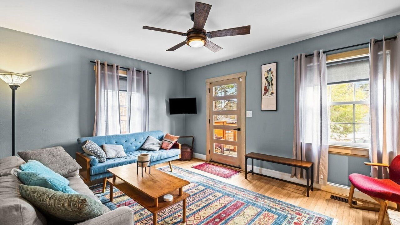 Photo of Livingroom in Durham