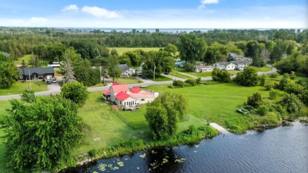 Photo of Outdoor in Shannonville