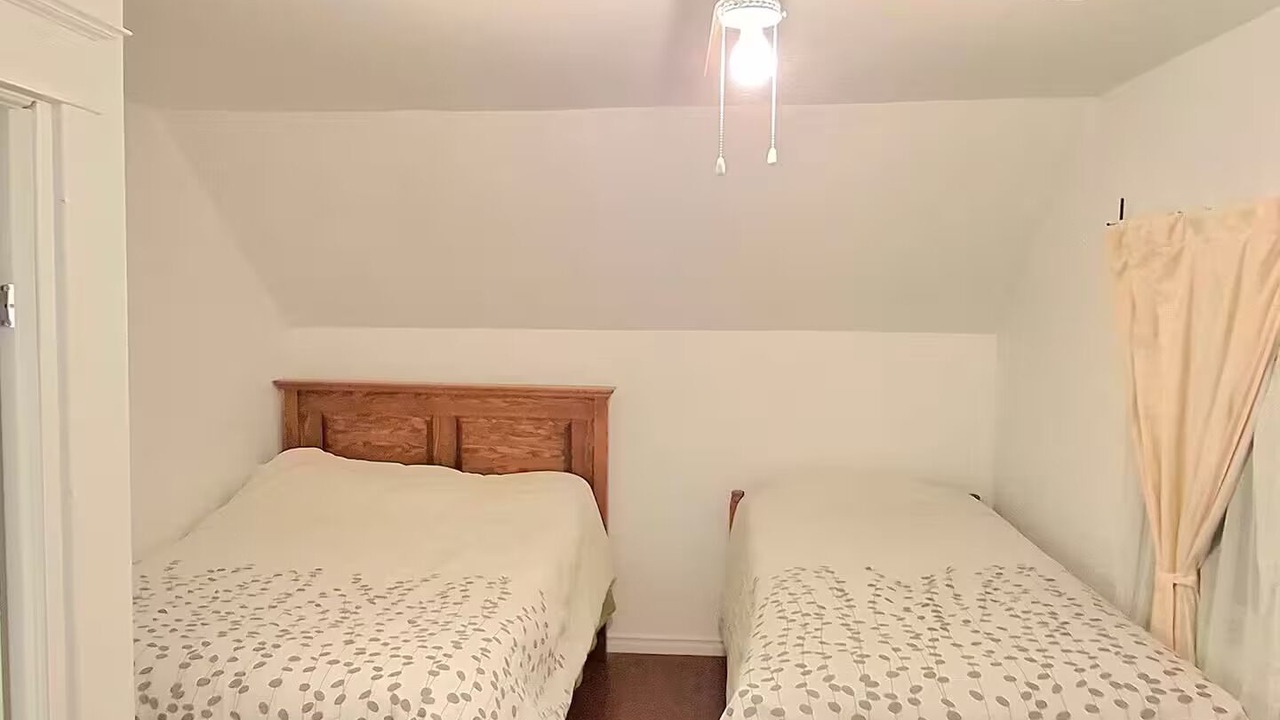 Photo of Bedroom in Shannonville