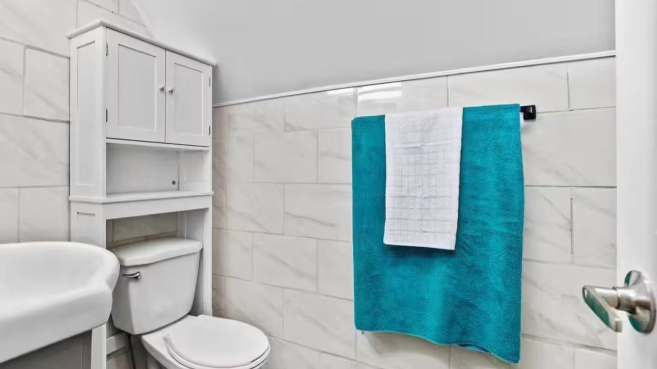 Photo of Bathroom in Shannonville