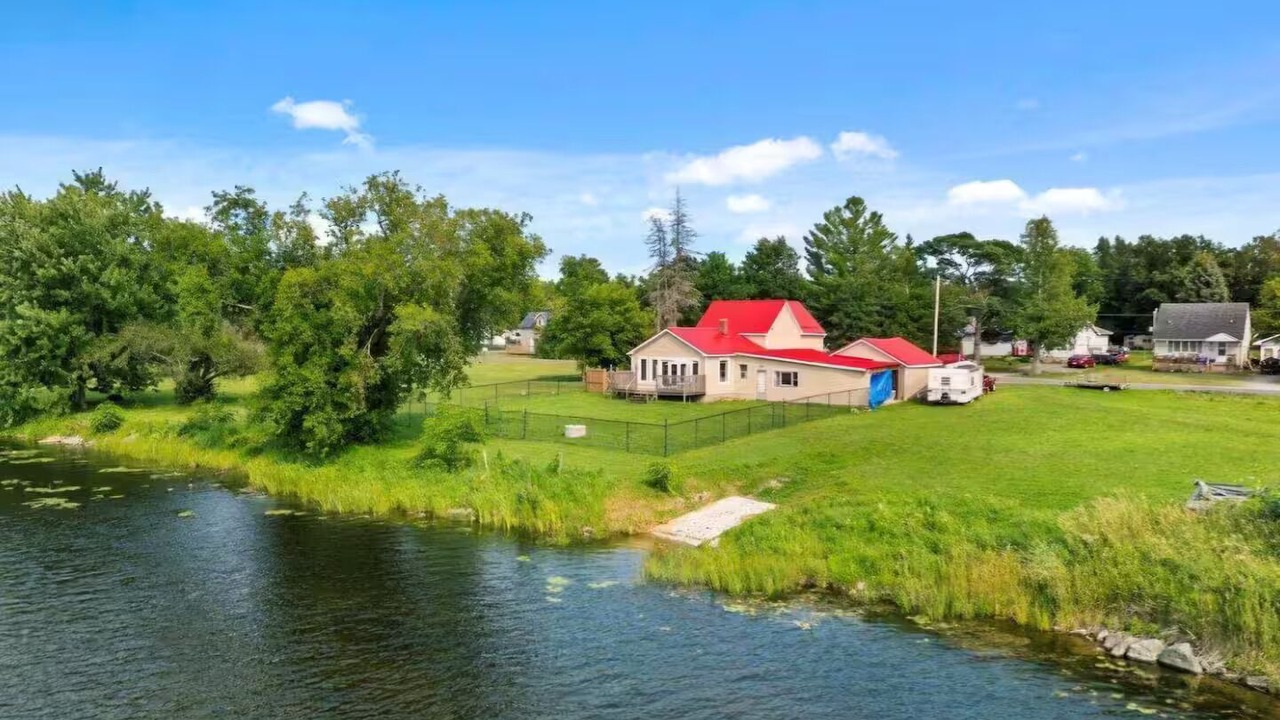 Photo of Outdoor in Shannonville