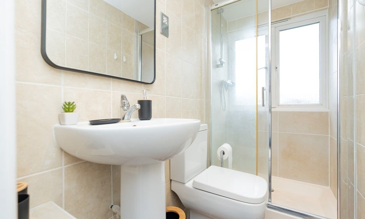 Photo of Bathroom in Winton