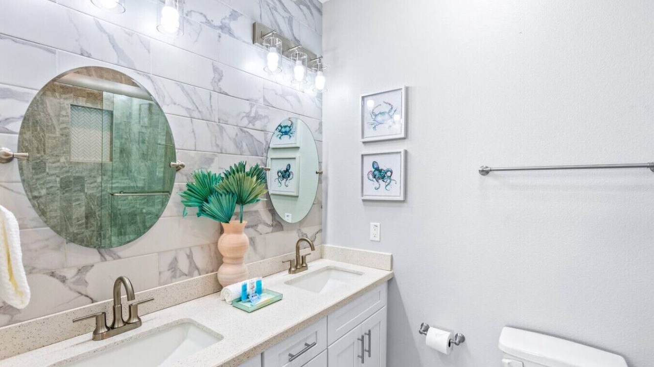 Photo of Bathroom in Terramar Beach