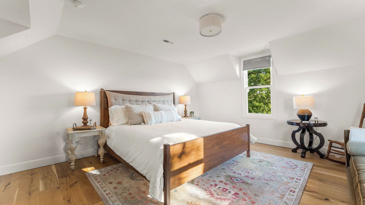 Photo of Bedroom in Brookline Station