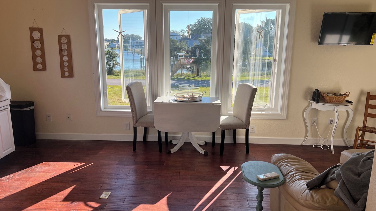 Photo of Bedroom in Cedar Point