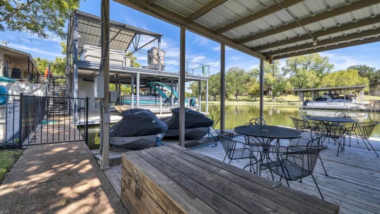 Photo of Outdoor in Kingsland