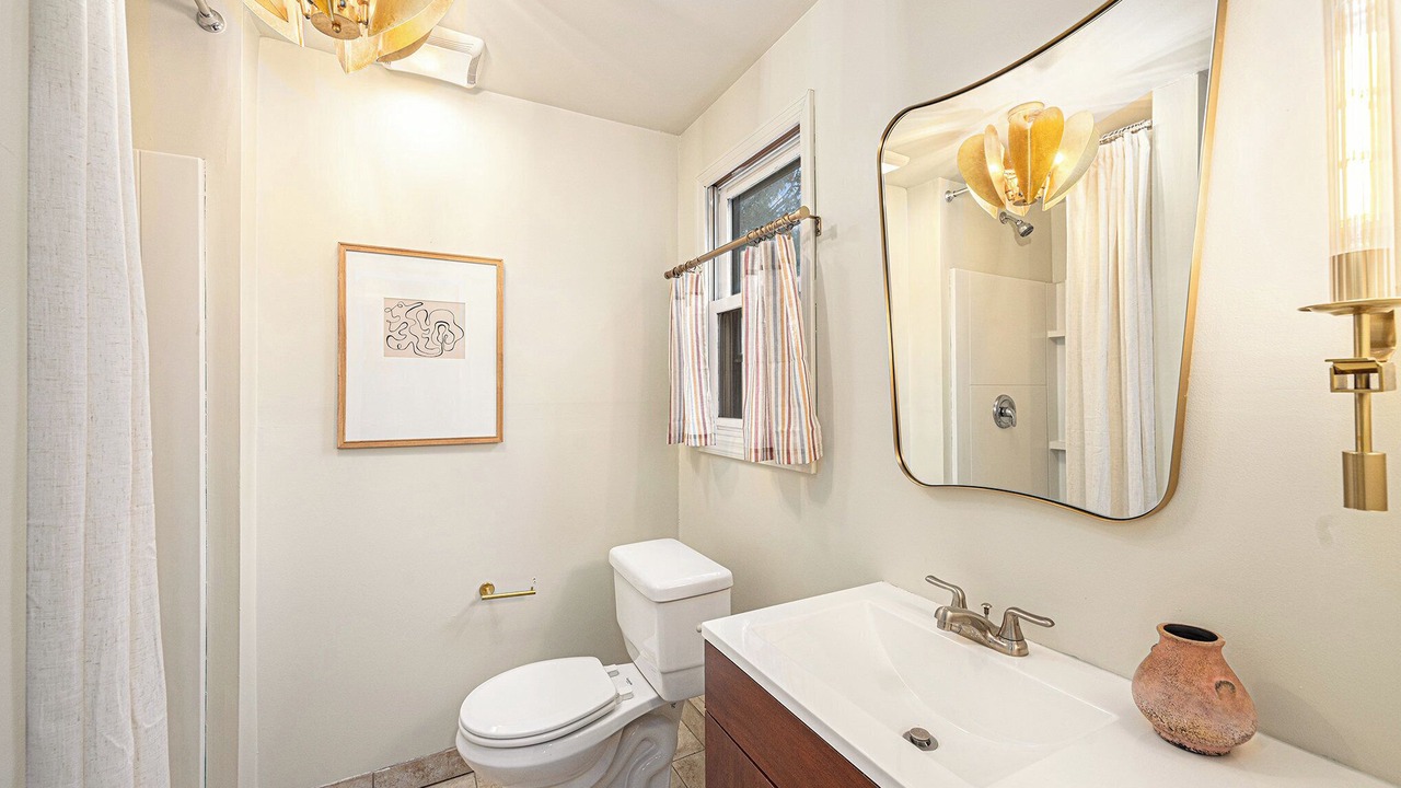 Photo of Bathroom in Lee's Summit