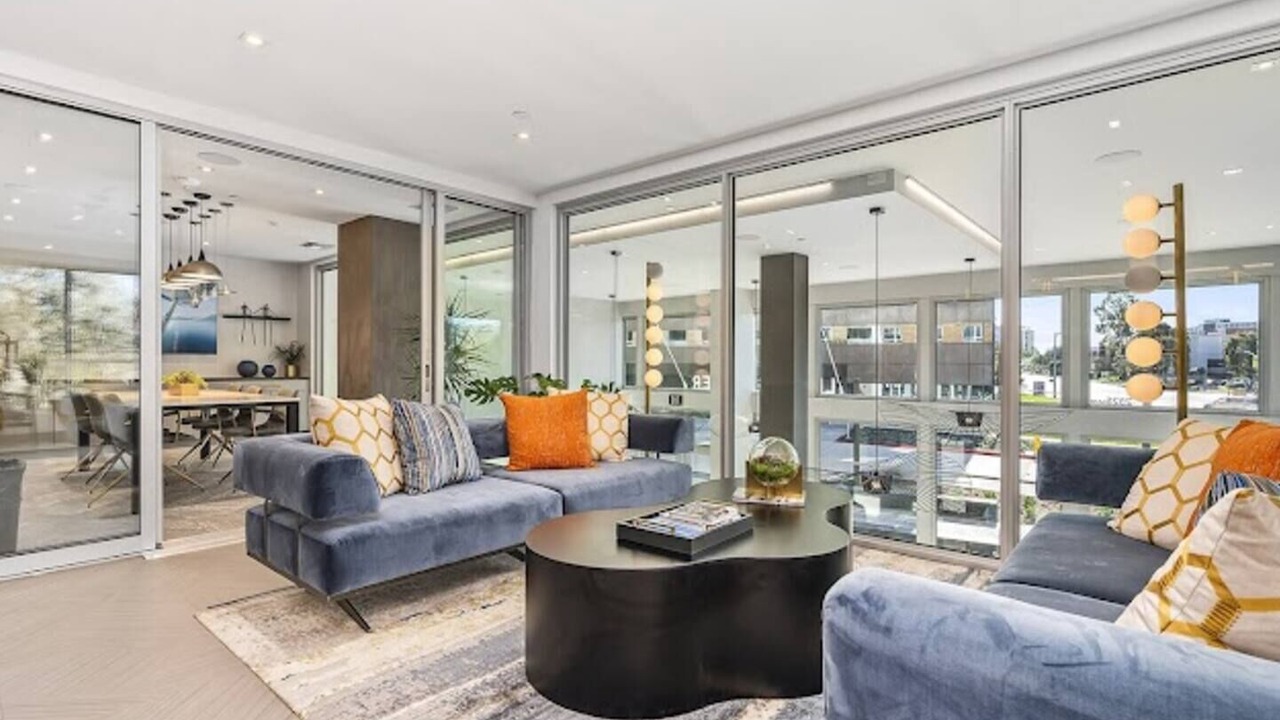 Photo of Livingroom in Tustin