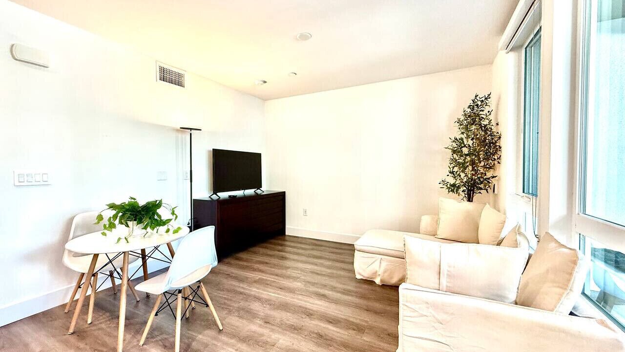Photo of Livingroom in Tustin