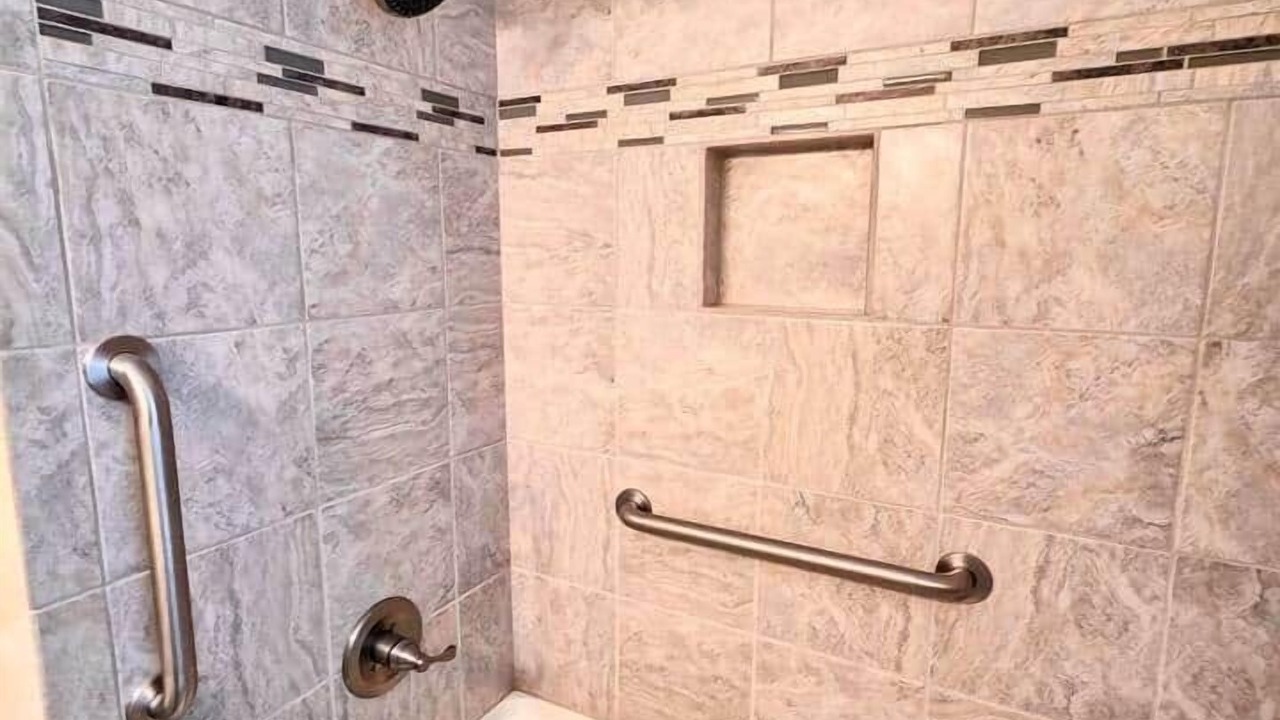 Photo of Bathroom in Ames