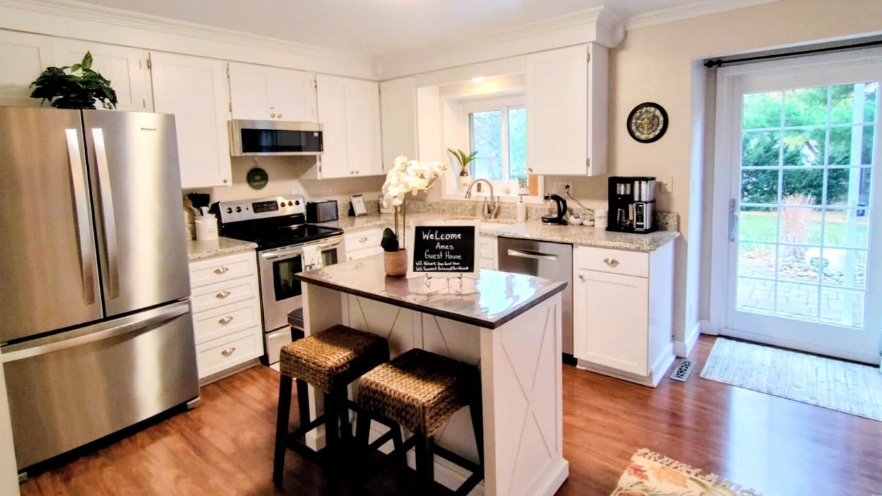 Photo of Others in Ames