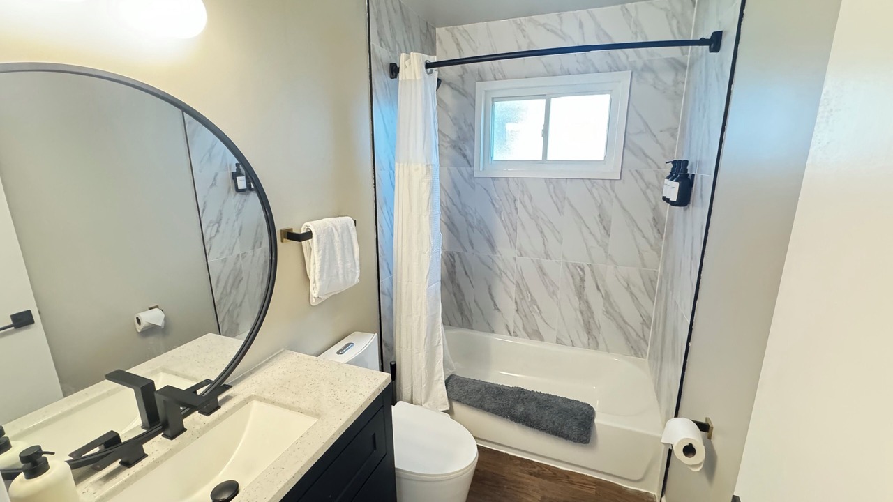 Photo of Bathroom in Flint
