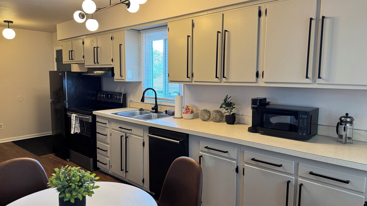 Photo of Kitchen in Flint