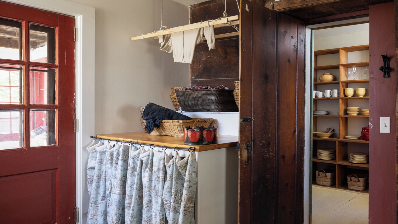 Photo of Others in Putney