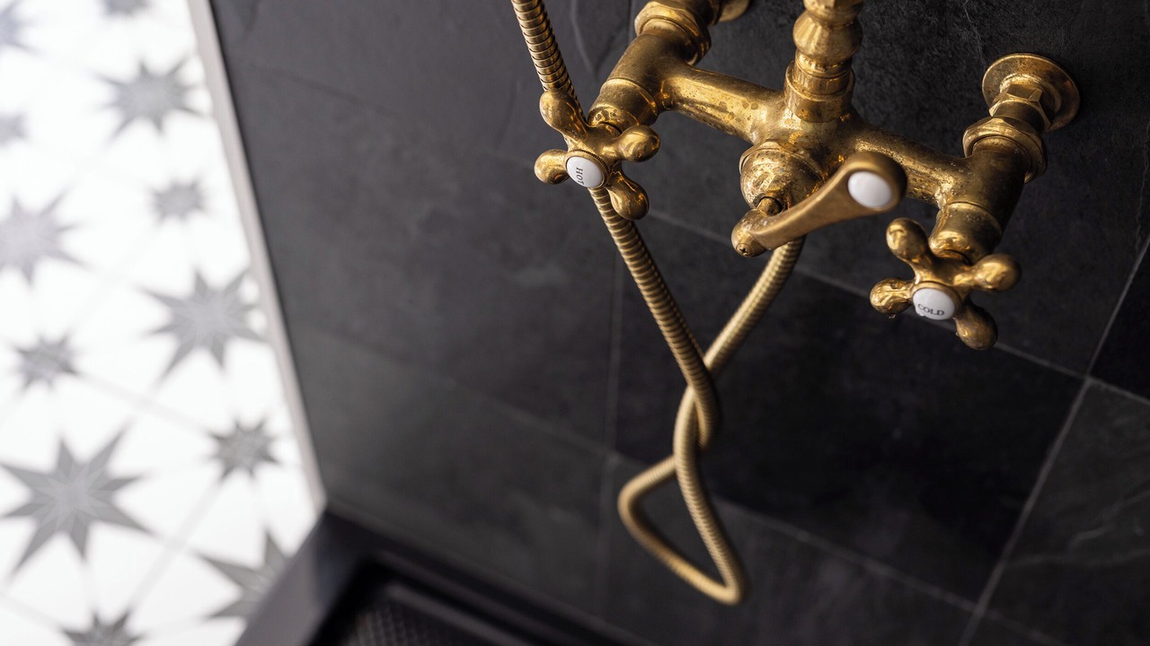 Photo of Others in Putney