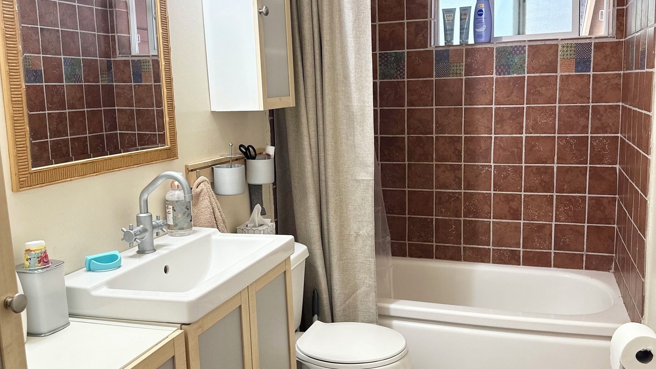 Photo of Bathroom in Sierra Tract