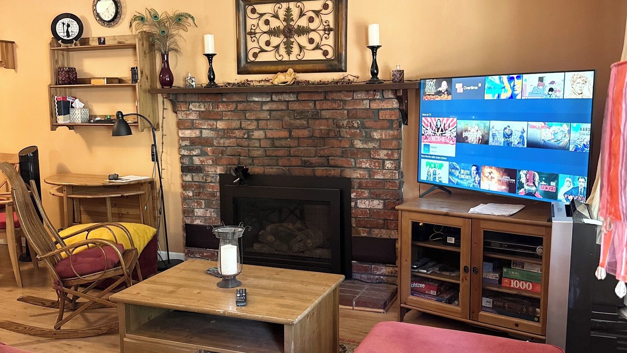 Photo of Livingroom in Sierra Tract