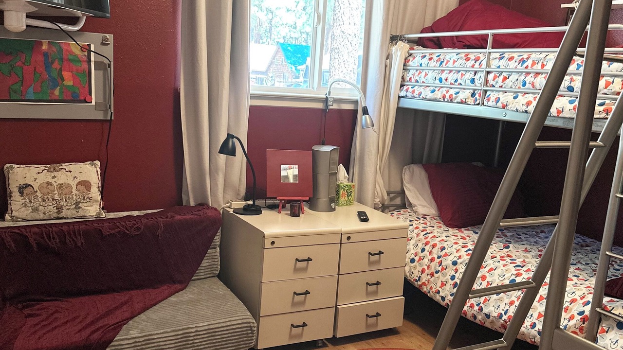 Photo of Bedroom in Sierra Tract