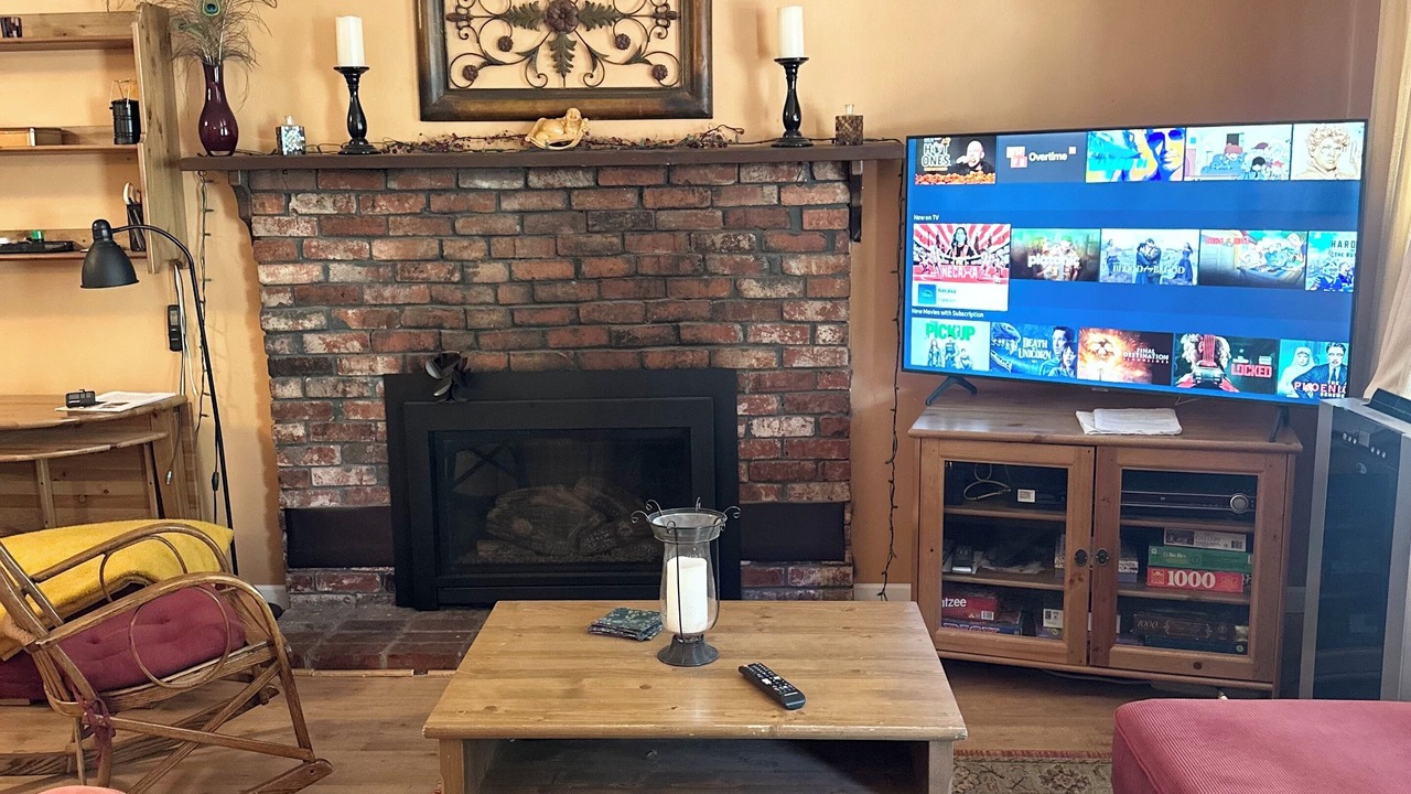 Photo of Livingroom in Sierra Tract