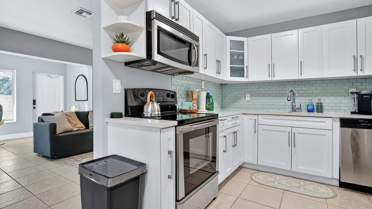 Photo of Kitchen in South Middle River