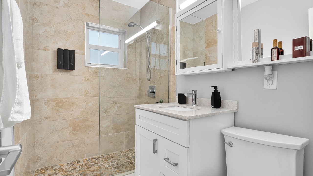 Photo of Bathroom in South Middle River