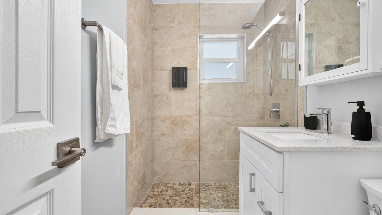 Photo of Bathroom in South Middle River