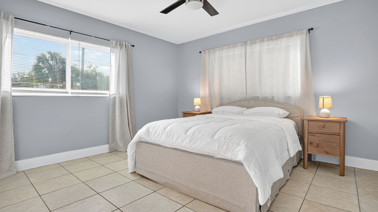 Photo of Bedroom in South Middle River