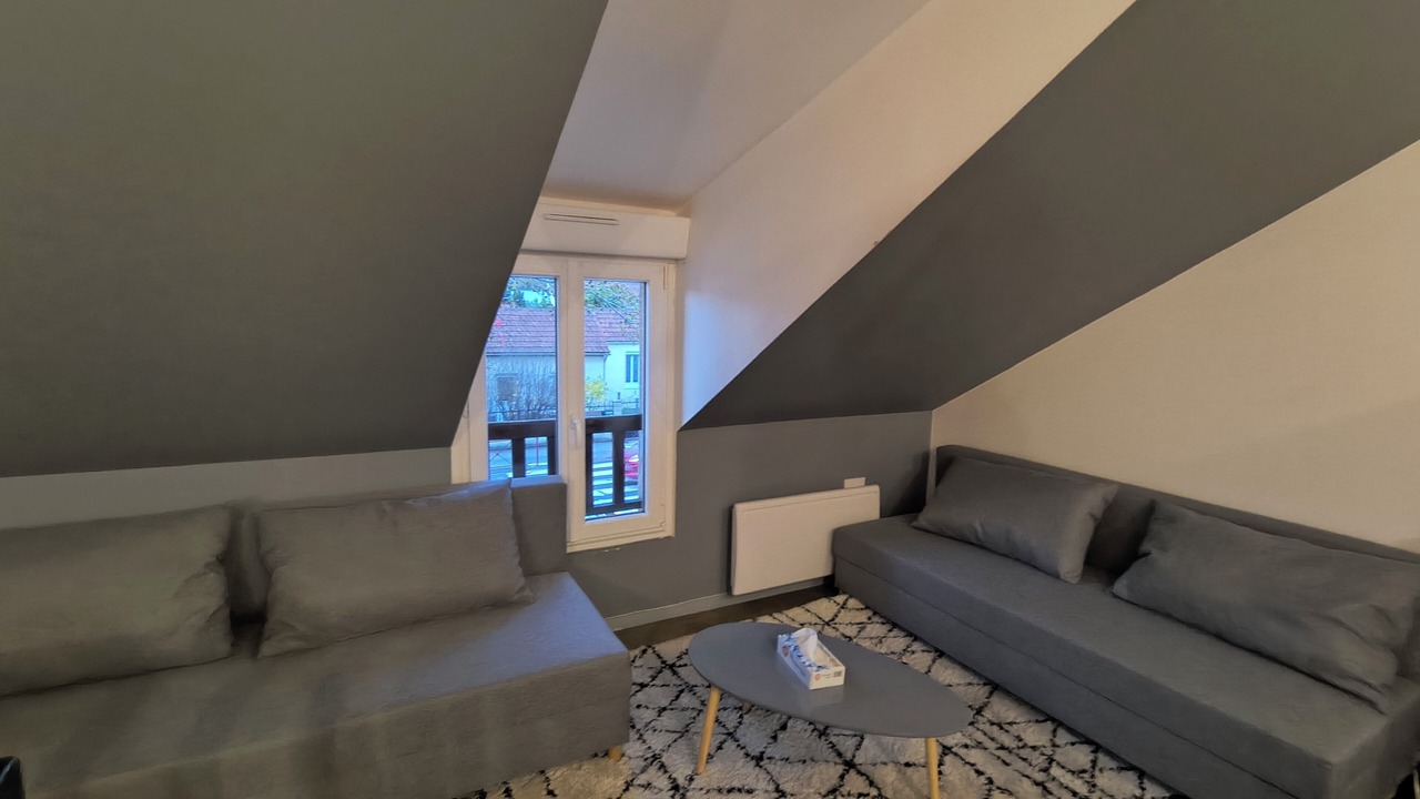 Photo of Livingroom in Yvre-l'Eveque