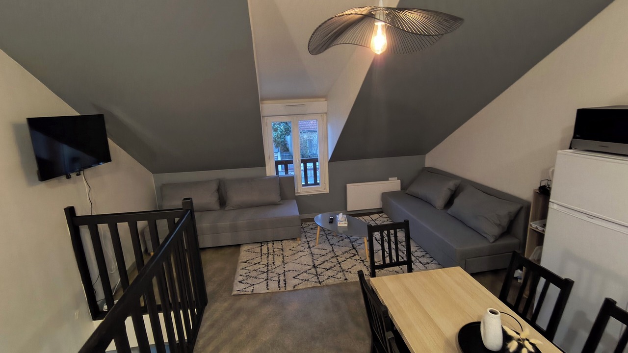 Photo of Livingroom in Yvre-l'Eveque