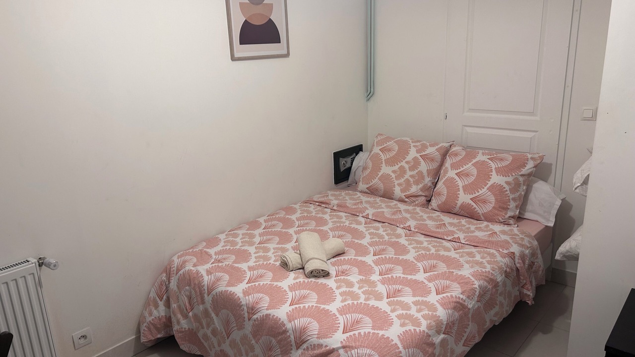 Photo of Bedroom in Bry-sur-Marne