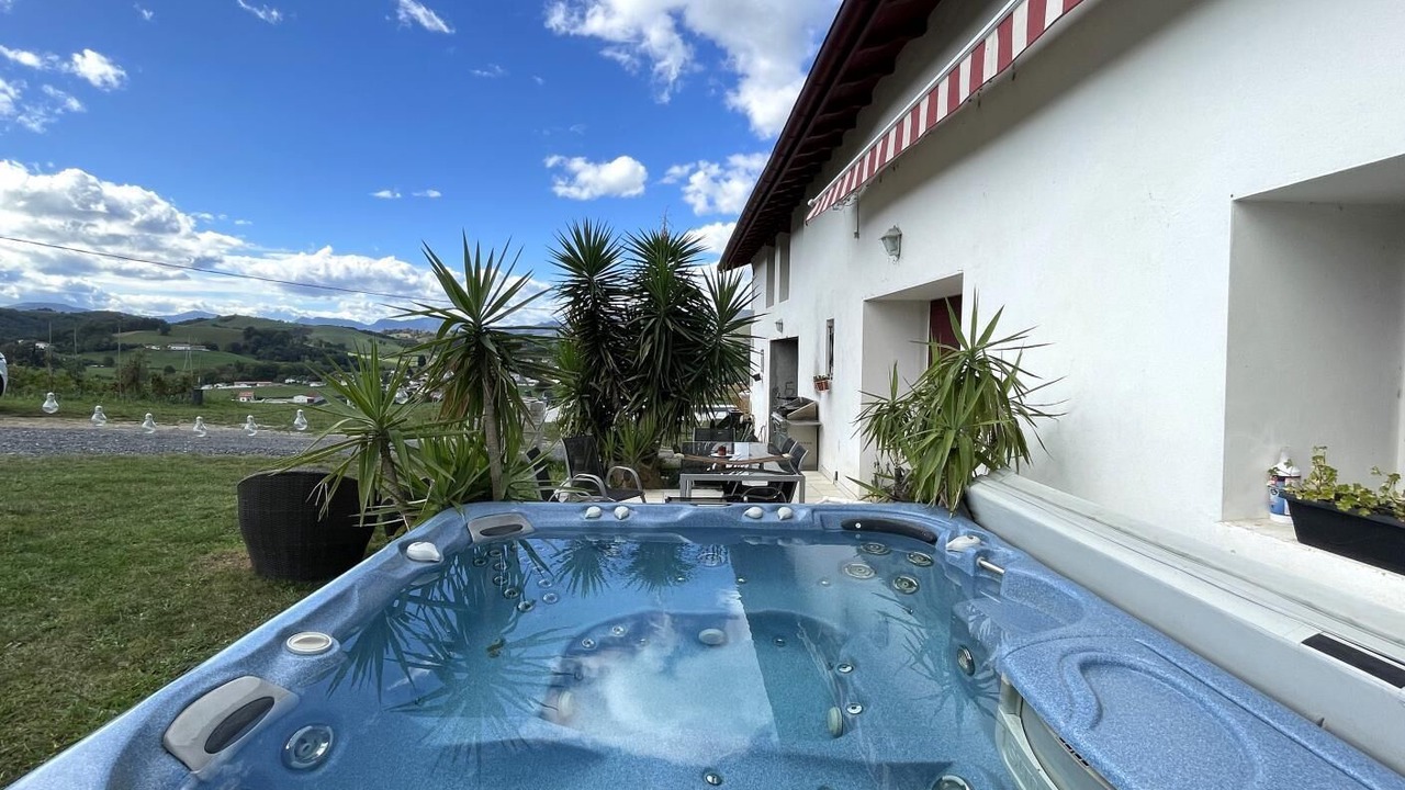 Photo of Outdoor in Iholdy