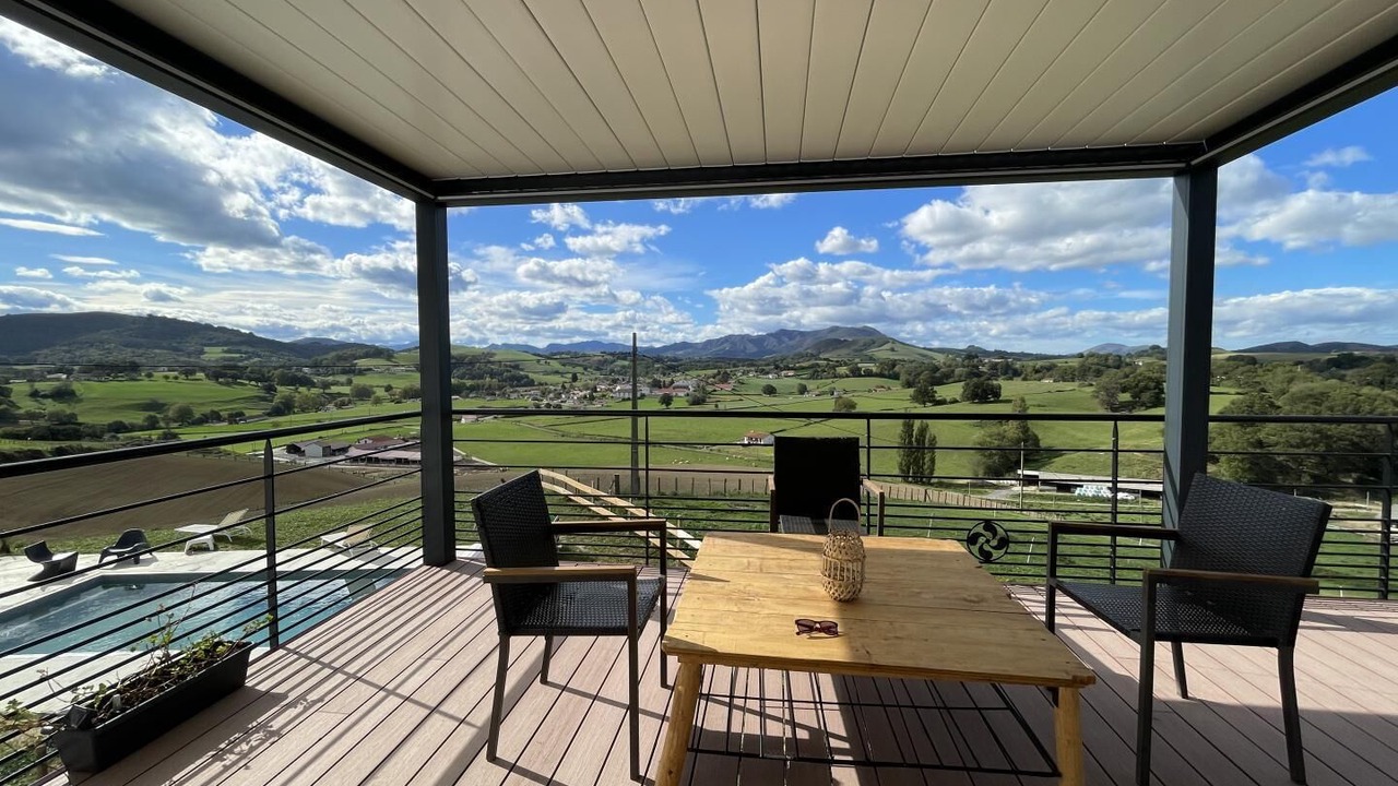 Photo of Outdoor in Iholdy