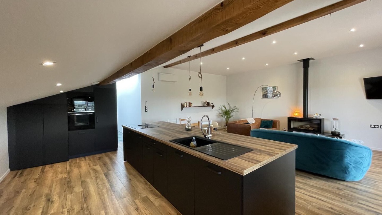 Photo of Others in Iholdy