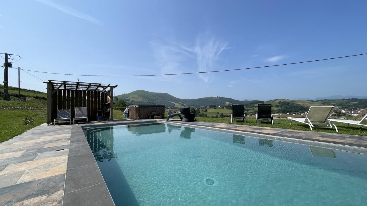 Photo of Outdoor in Iholdy