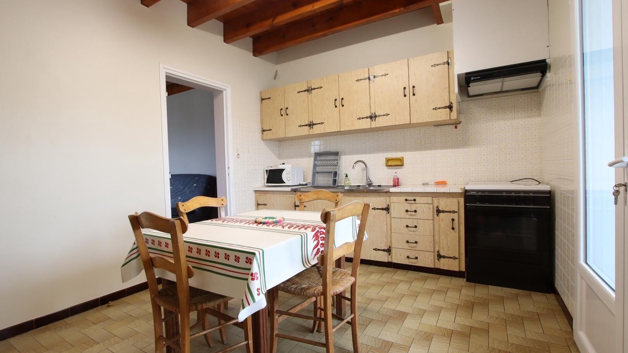 Photo of Others in Isturits