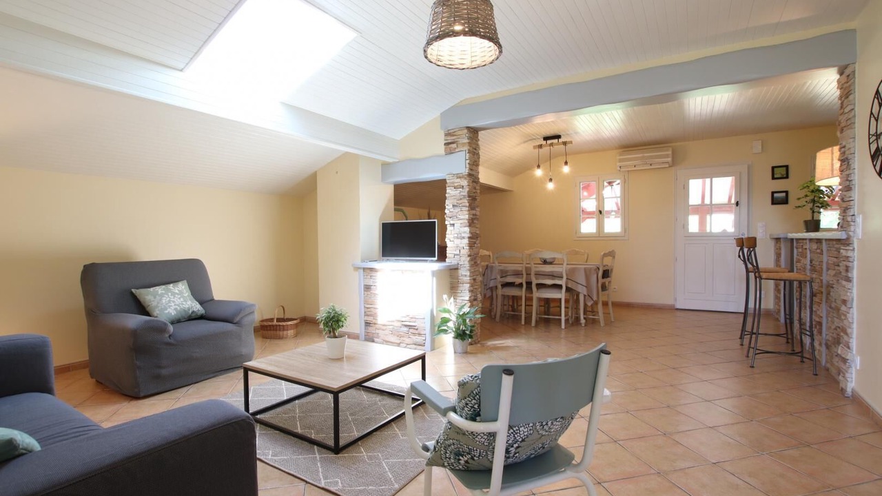 Photo of Livingroom in Macaye