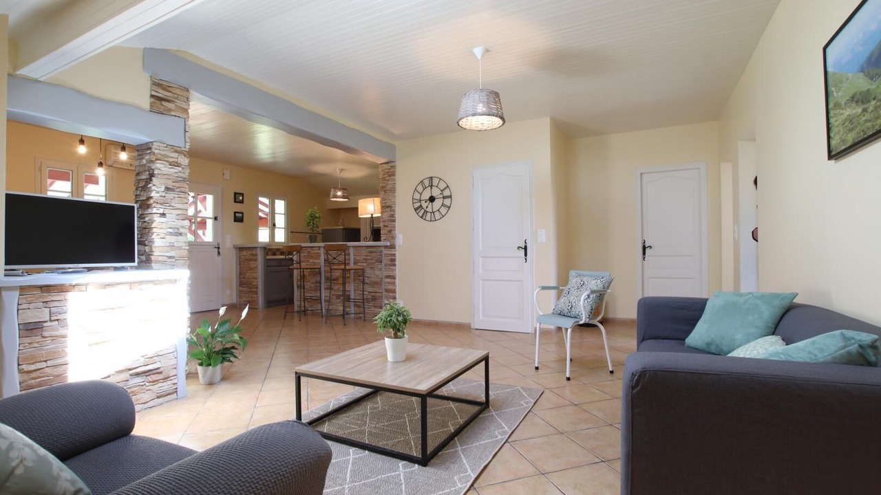 Photo of Livingroom in Macaye