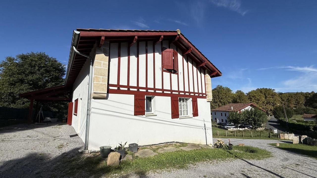 Photo of Outdoor in Sare