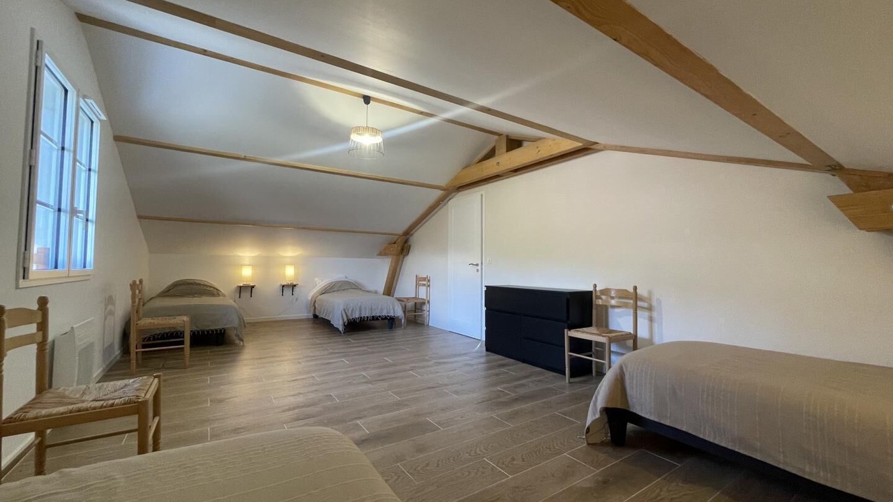 Photo of Bedroom in Sare