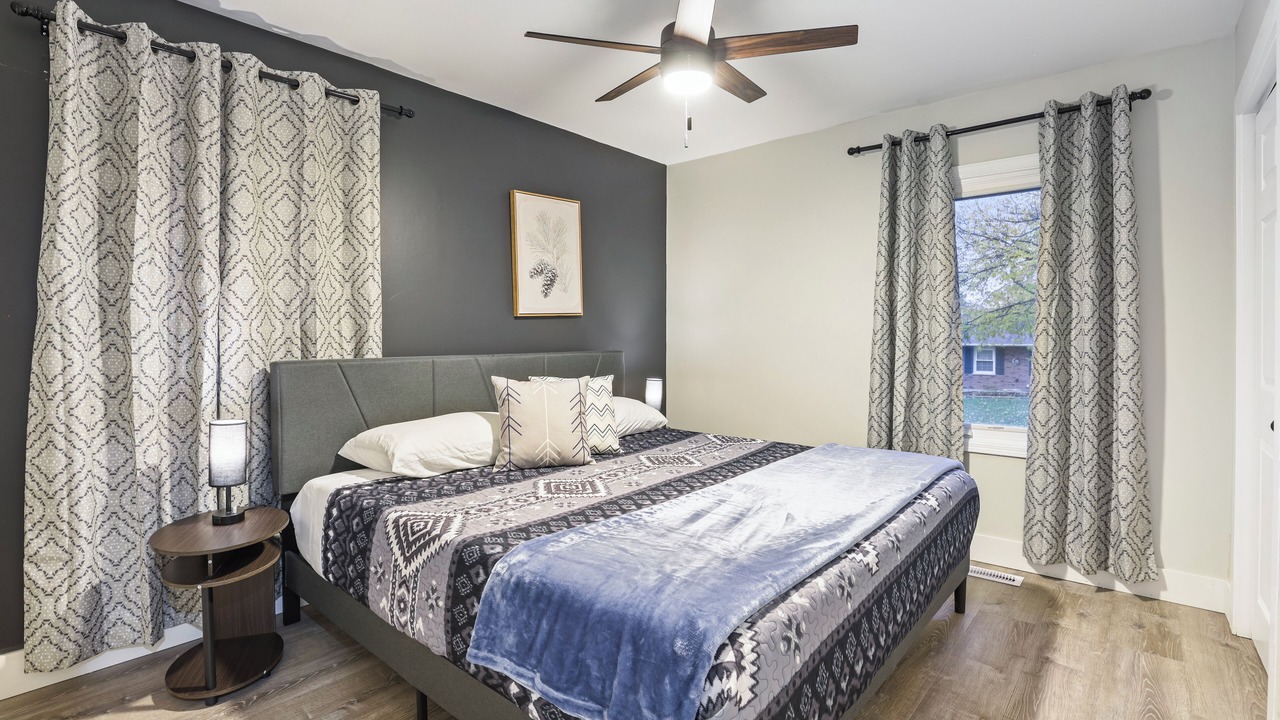 Photo of Bedroom in Glendale Heights