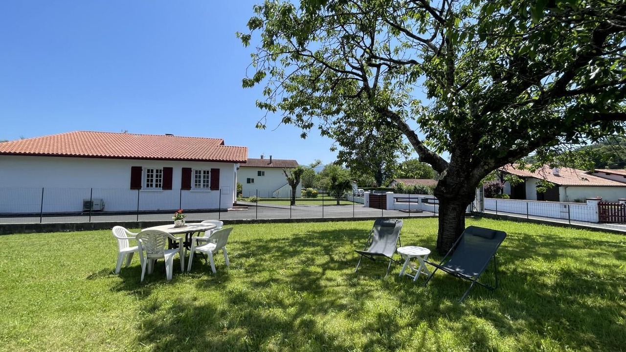 Photo of Outdoor in Uhart-Cize