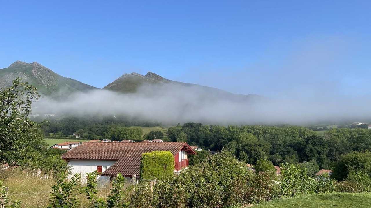 Photo of Outdoor in Sare