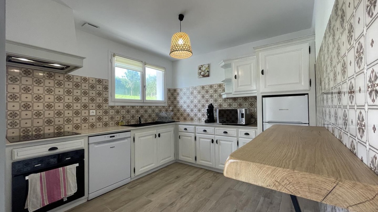 Photo of Kitchen in Sare