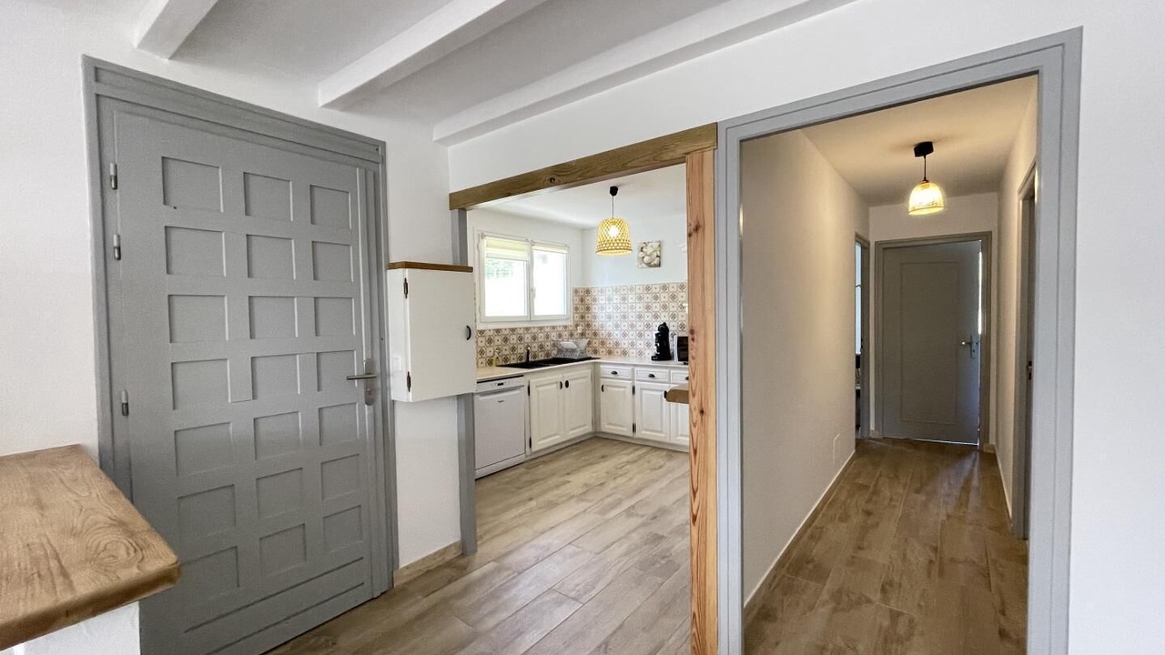 Photo of Kitchen in Sare