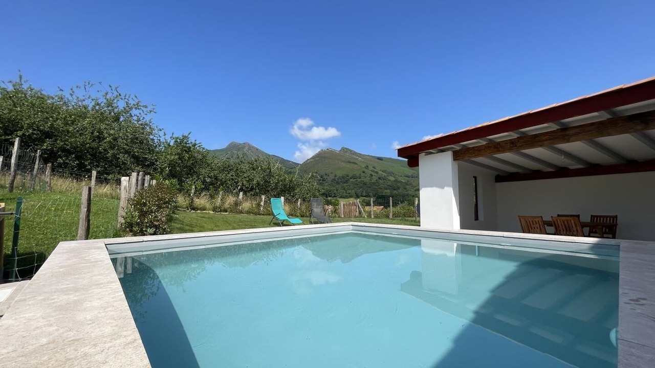 Photo of Outdoor in Sare