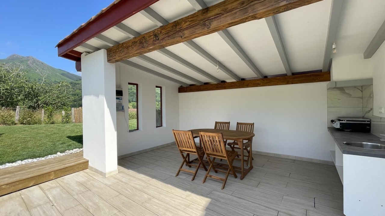 Photo of Outdoor in Sare