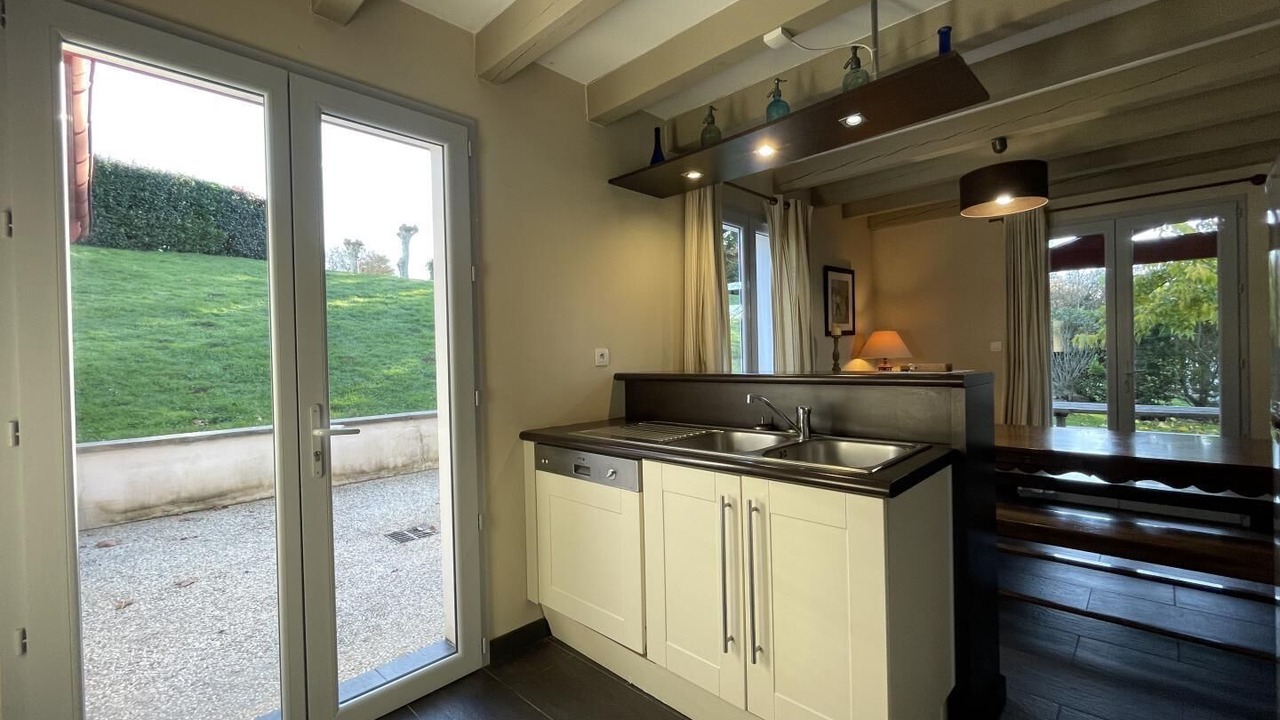 Photo of Kitchen in Saint-Pierre-d'Irube