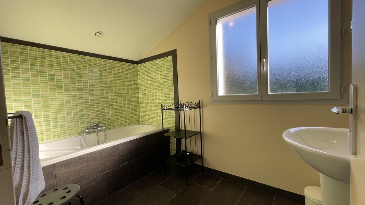 Photo of Bathroom in Saint-Pierre-d'Irube