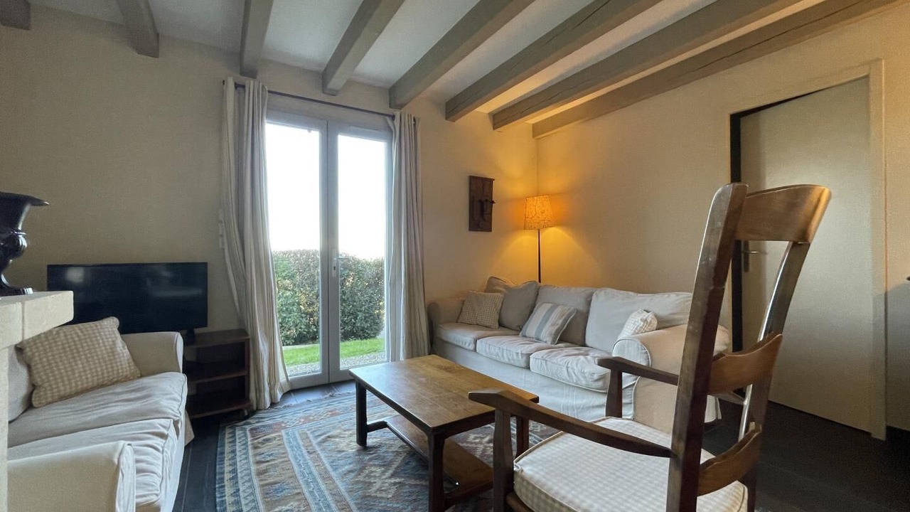 Photo of Livingroom in Saint-Pierre-d'Irube
